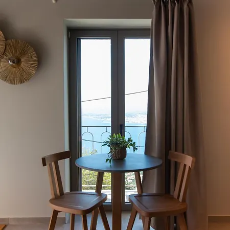 Villa Orithyia Prime Living *