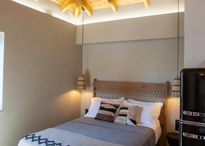 Orithyia Prime Living *