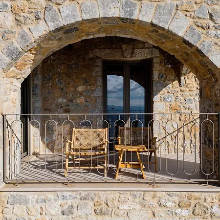 Orithyia Prime Living