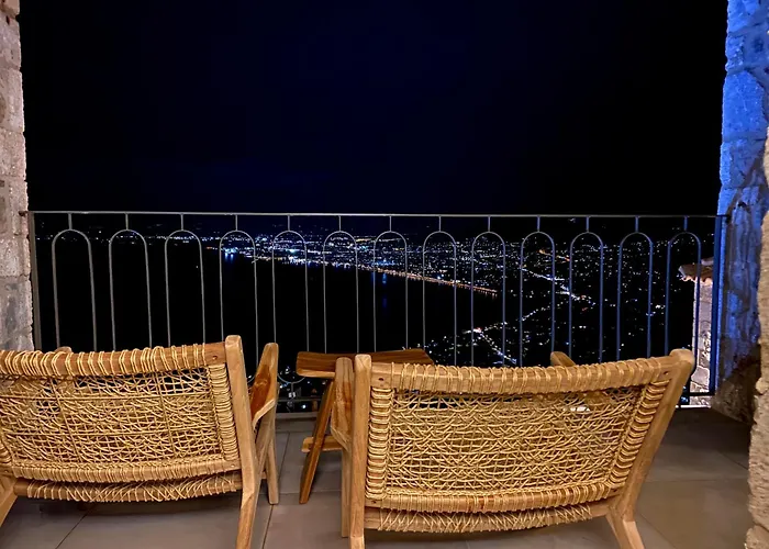 Orithyia Prime Living *