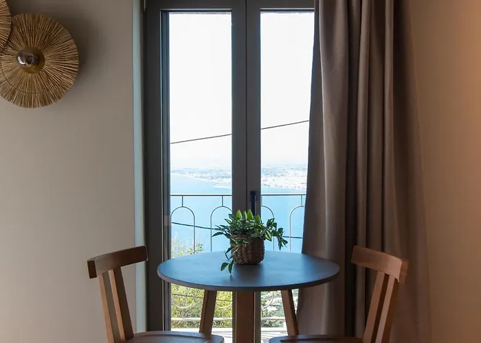 Villa Orithyia Prime Living *