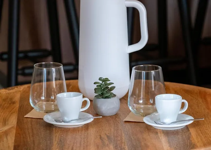 Orithyia Prime Living *