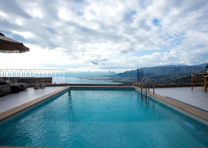 Orithyia Prime Living Villa *